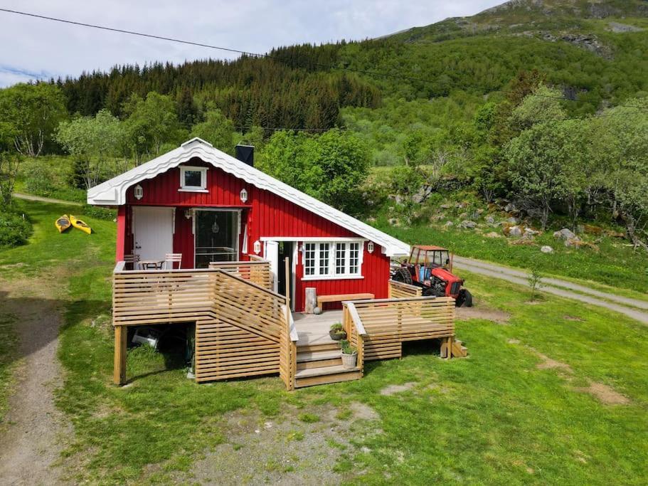 The Little Red Cabin Lofoten Urda Exterior foto